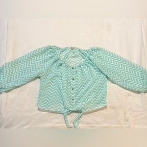 Teal & White sheer patterned tunic sleeve sheer top